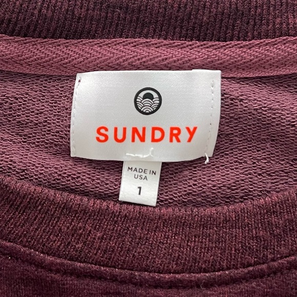 Sundry embroidered sleeve Ja’Taime crewneck - Picture 9 of 11